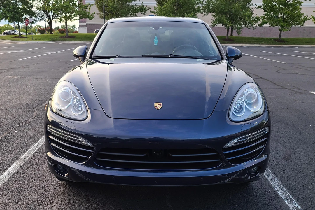 2013 Porsche 958 Cayenne Diesel - Image 2 of 31