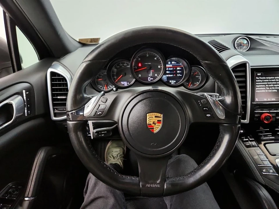 2013 Porsche 958 Cayenne Diesel - Image 18 of 31