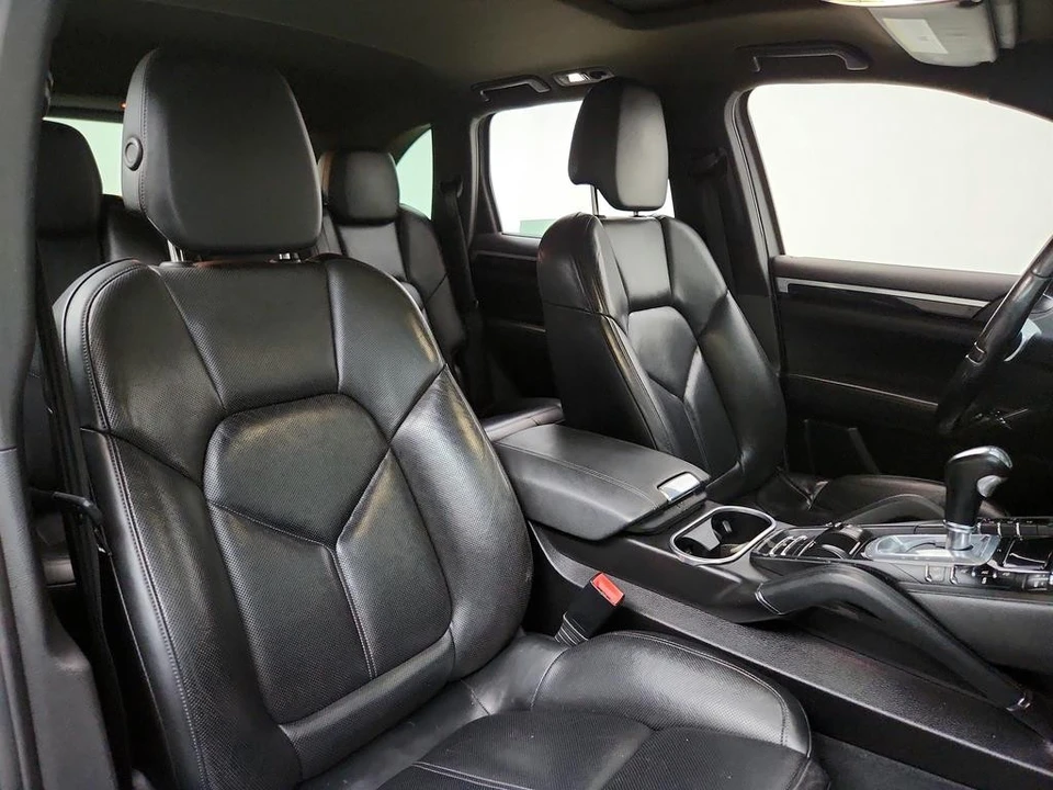 2013 Porsche 958 Cayenne Diesel - Image 28 of 31