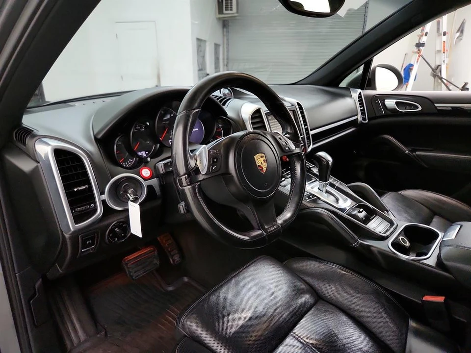 2013 Porsche 958 Cayenne Diesel - Image 13 of 31