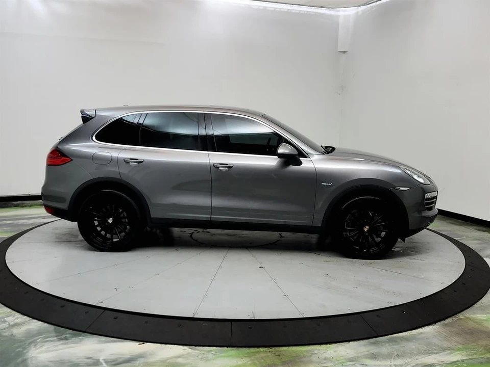 2013 Porsche 958 Cayenne Diesel - Image 4 of 31