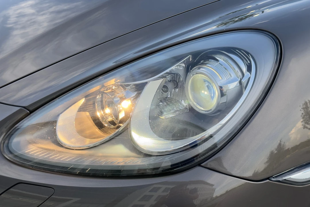 2013 Porsche 958 Cayenne Diesel - Image 19 of 31