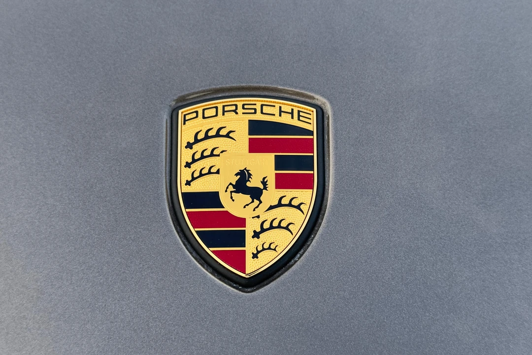 2013 Porsche 958 Cayenne Diesel - Image 16 of 31