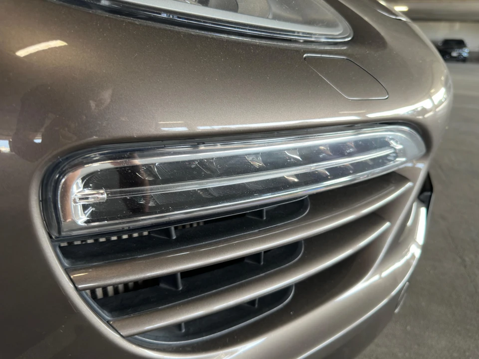 2013 Porsche 958 Cayenne Diesel - Image 14 of 31