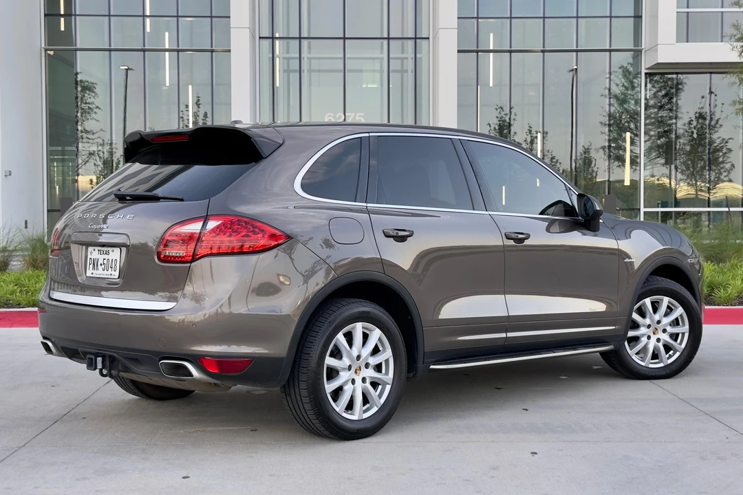 2013 Porsche 958 Cayenne Diesel - Image 4 of 31