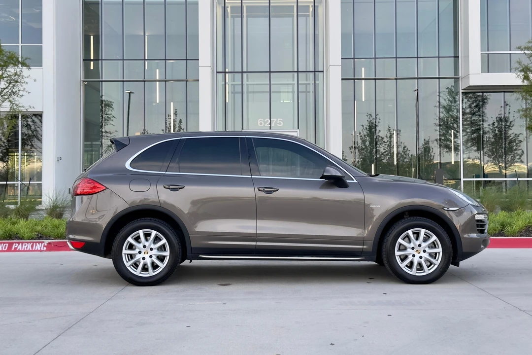 2013 Porsche 958 Cayenne Diesel - Image 11 of 31