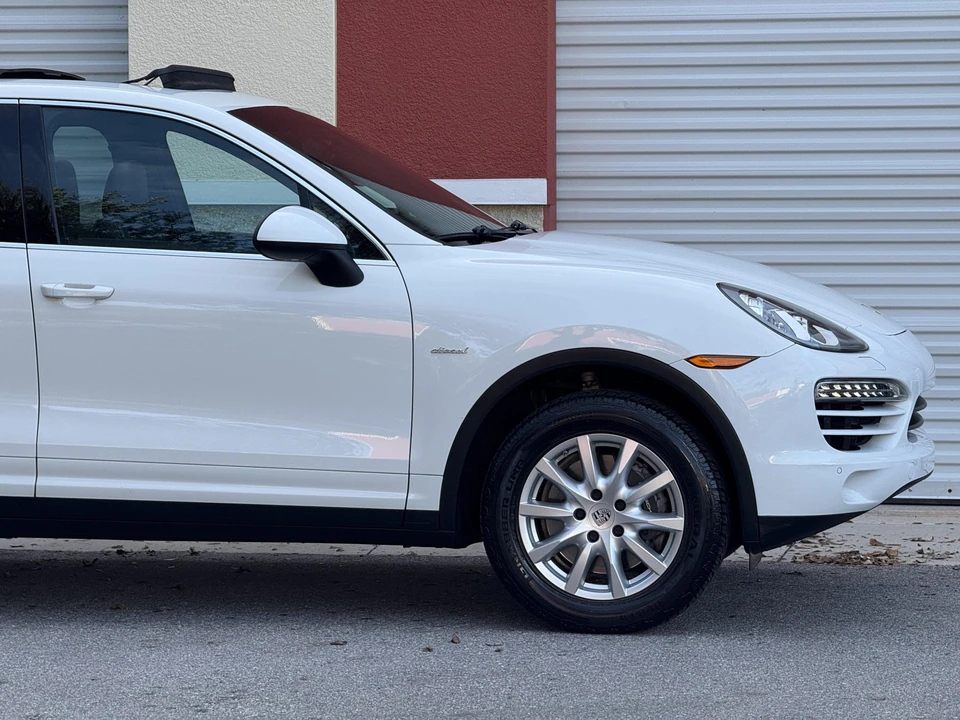 2013 Porsche 958 Cayenne Diesel - Image 25 of 31
