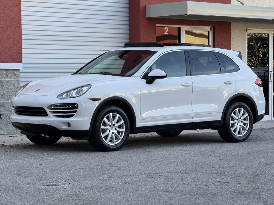 2013 Porsche 958 Cayenne Diesel - Image 4 of 31