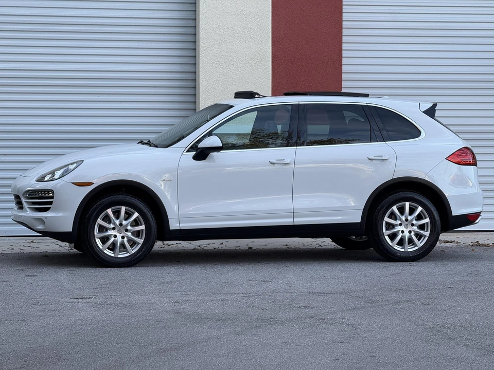 2013 Porsche 958 Cayenne Diesel - Image 6 of 31