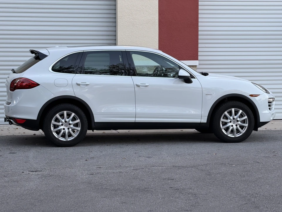 2013 Porsche 958 Cayenne Diesel - Image 16 of 31