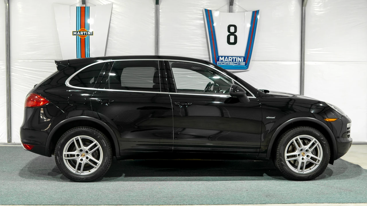 2013 Porsche 958 Cayenne Diesel - Image 12 of 31