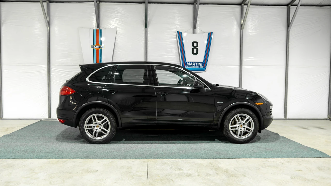 2013 Porsche 958 Cayenne Diesel - Image 13 of 31