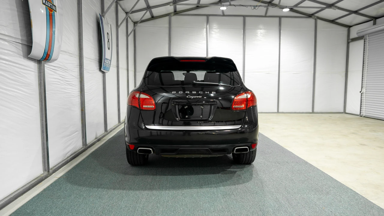 2013 Porsche 958 Cayenne Diesel - Image 22 of 31