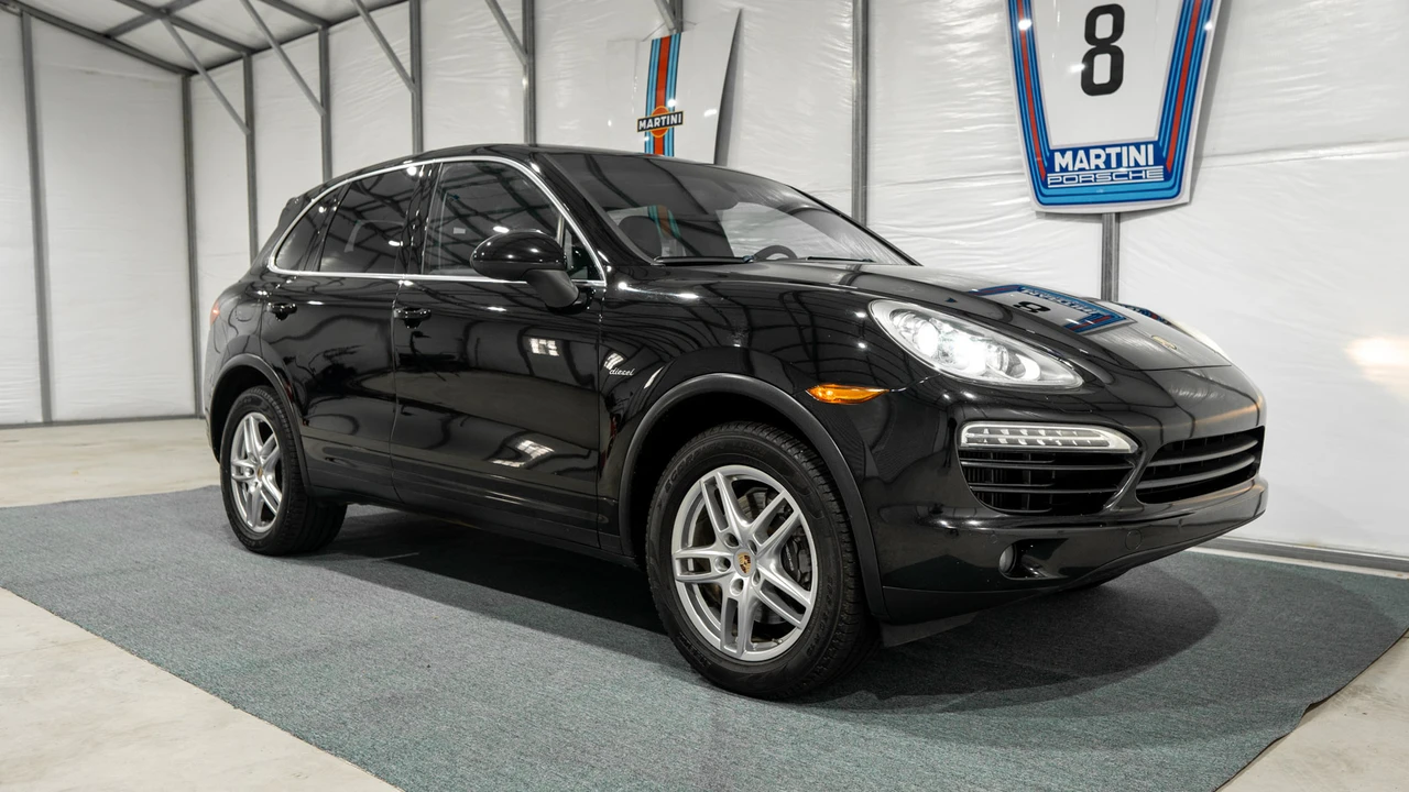 2013 Porsche 958 Cayenne Diesel - Image 10 of 31