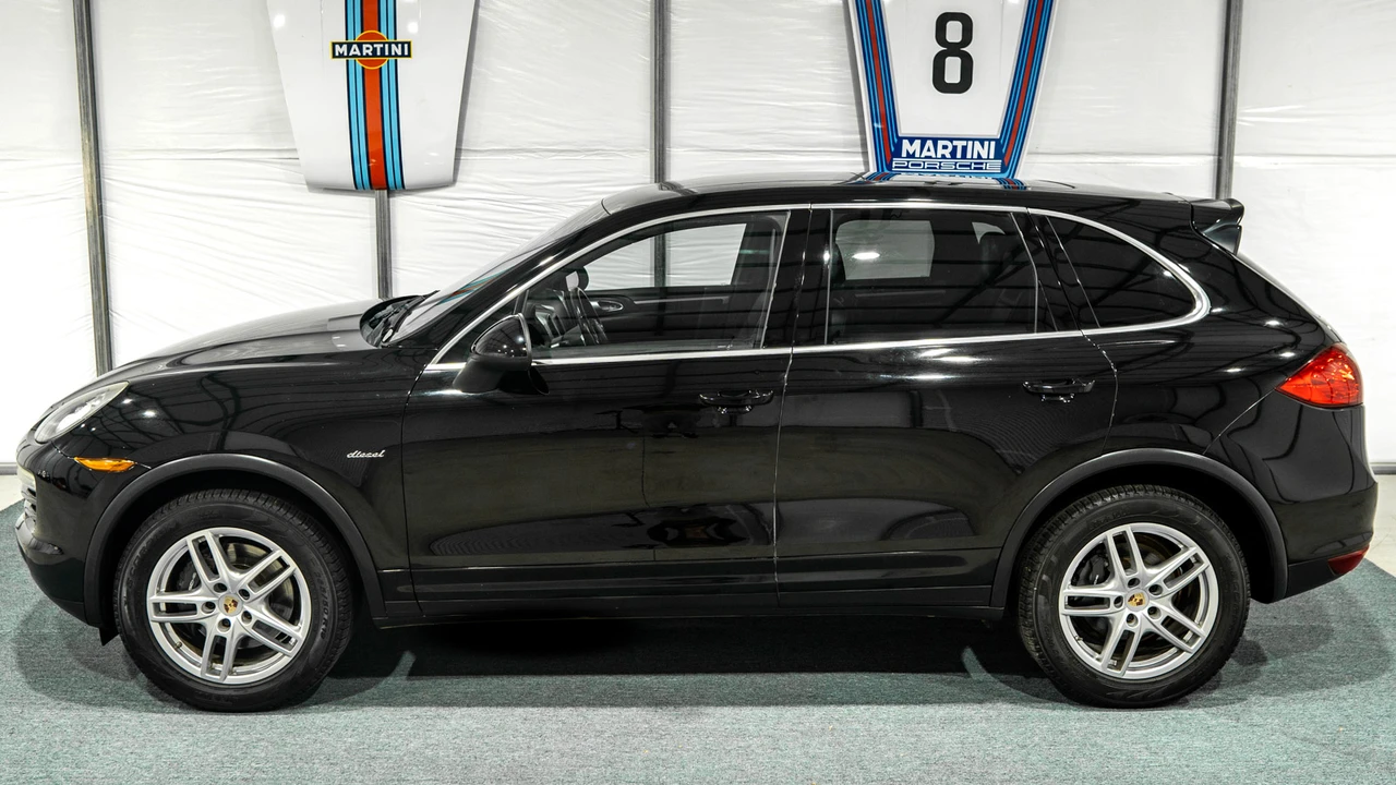 2013 Porsche 958 Cayenne Diesel - Image 26 of 31