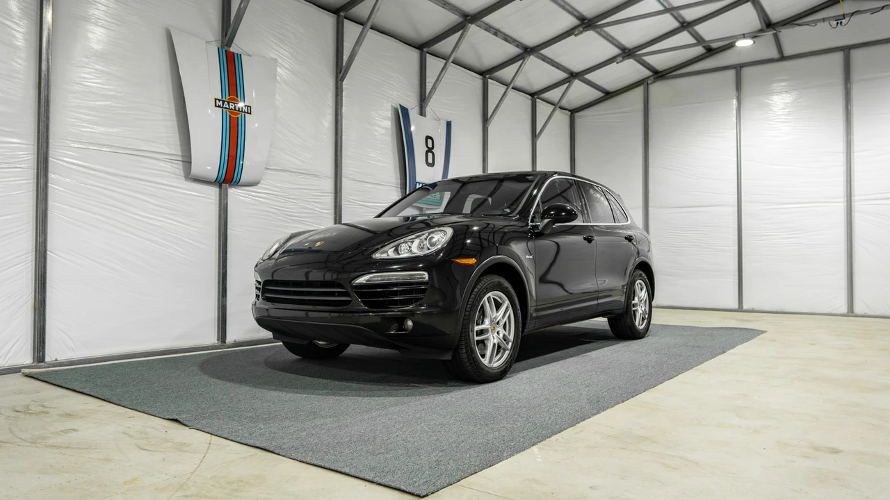 2013 Porsche 958 Cayenne Diesel - Image 4 of 31