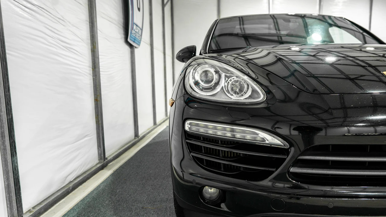 2013 Porsche 958 Cayenne Diesel - Image 30 of 31