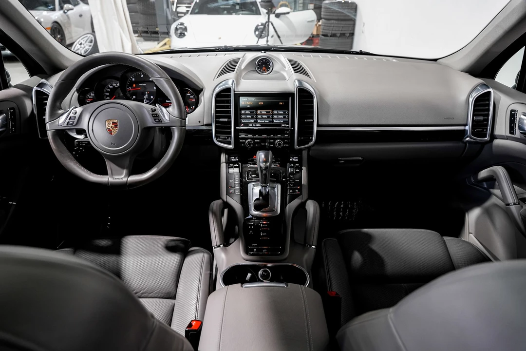 2013 Porsche 958 Cayenne Diesel - Image 18 of 21