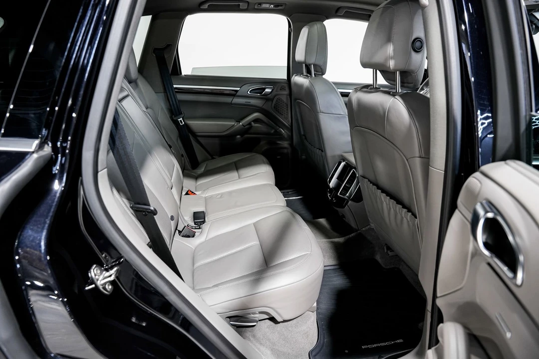 2013 Porsche 958 Cayenne Diesel - Image 30 of 31