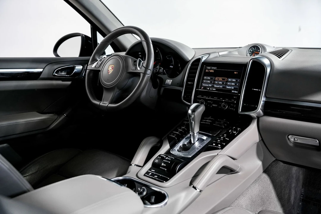 2013 Porsche 958 Cayenne Diesel - Image 27 of 31