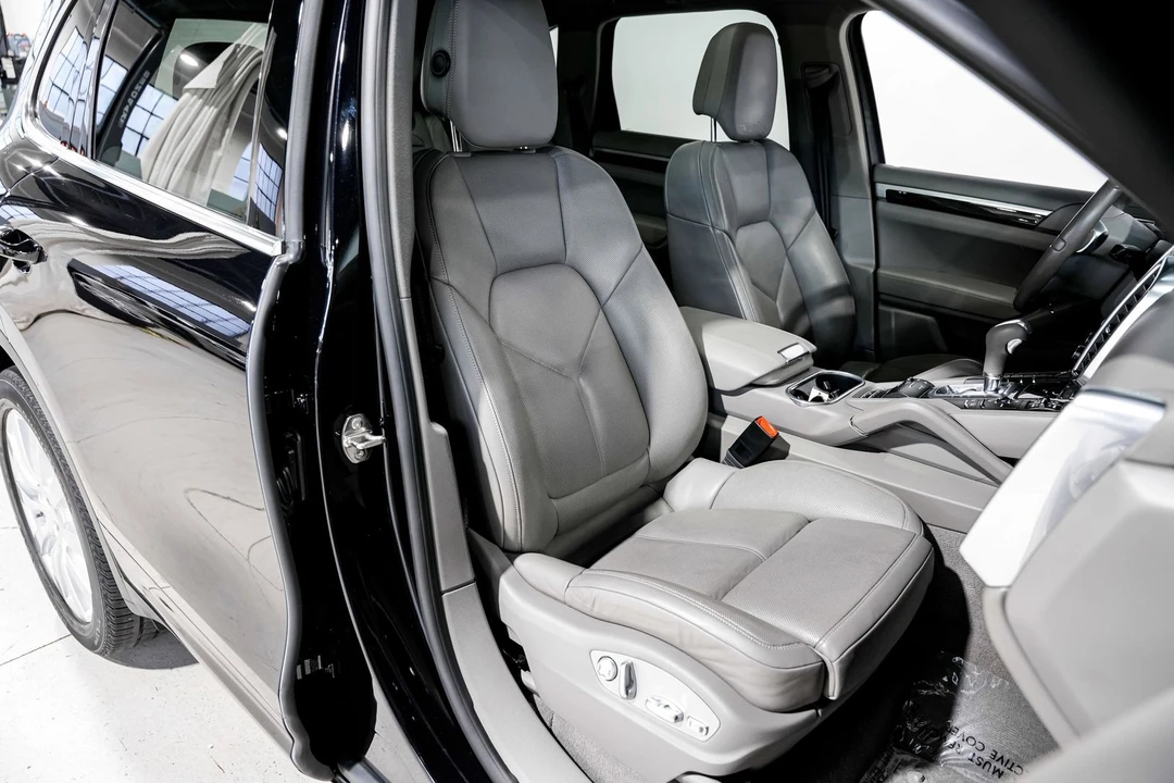2013 Porsche 958 Cayenne Diesel - Image 24 of 31