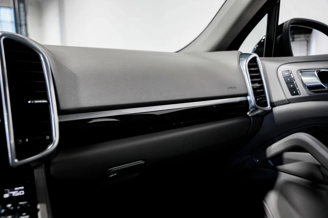 2013 Porsche 958 Cayenne Diesel - Image 16 of 21
