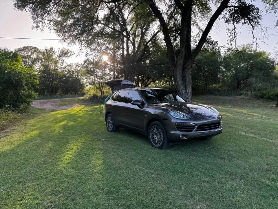 2013 Porsche 958 Cayenne - Image 2 of 10