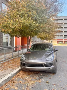 2013 Porsche Cayenne E-Hybrid Platinum Edition Sport Utility 4D