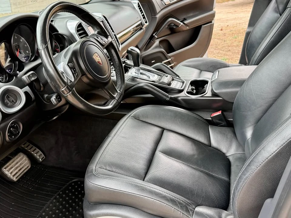 2013 Porsche 958 Cayenne - Image 6 of 11