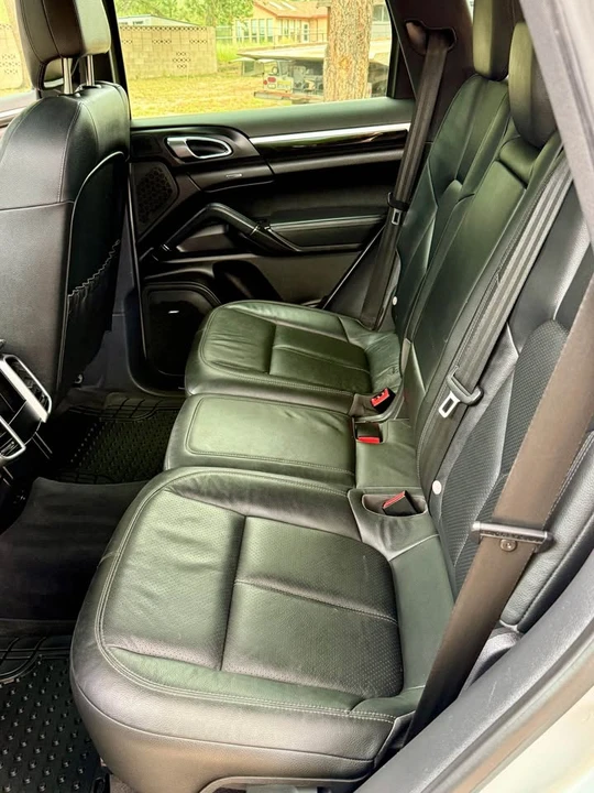 2013 Porsche 958 Cayenne - Image 9 of 11