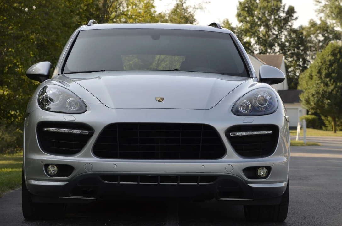 2013 Porsche 958 Cayenne GTS - Image 5 of 21
