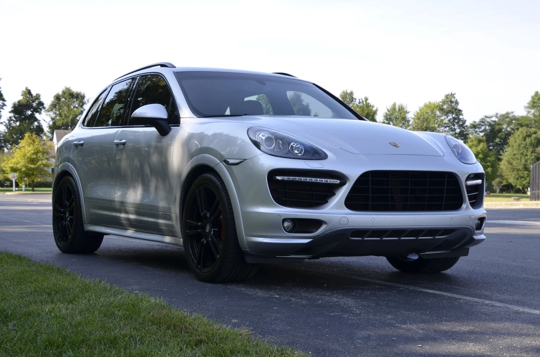 2013 Porsche 958 Cayenne GTS - Image 6 of 21