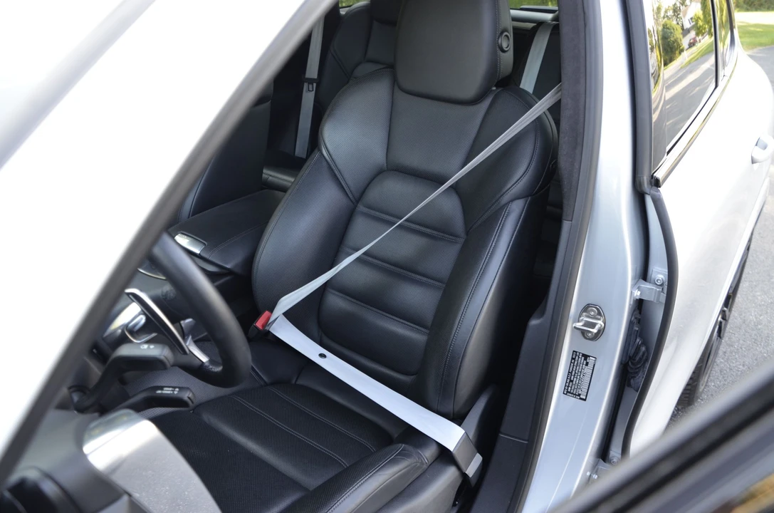 2013 Porsche 958 Cayenne GTS - Image 12 of 21