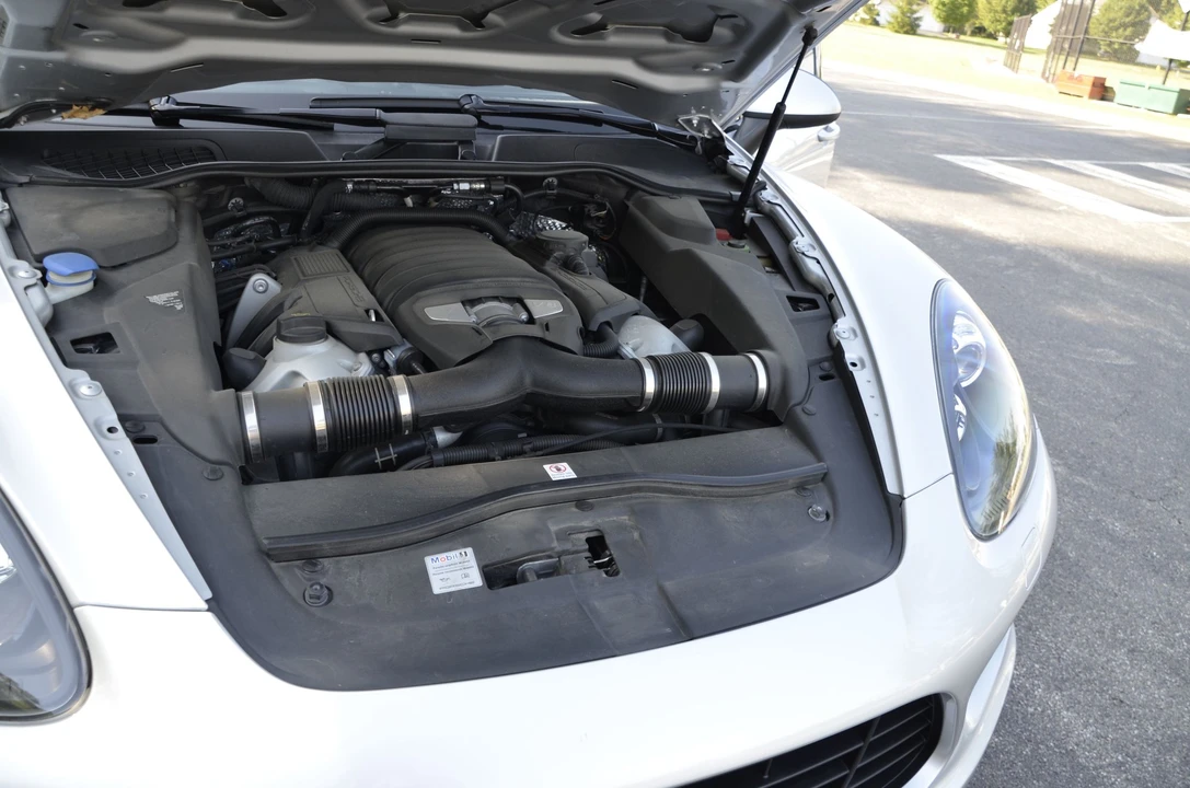 2013 Porsche 958 Cayenne GTS - Image 18 of 21
