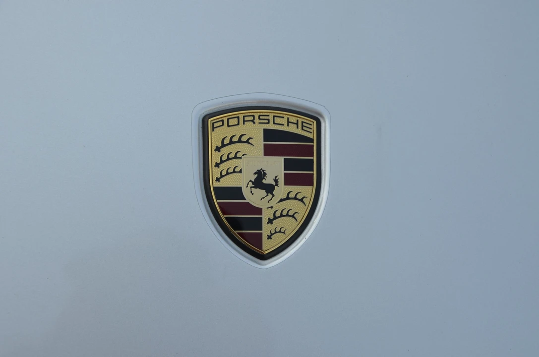 2013 Porsche 958 Cayenne GTS - Image 19 of 21
