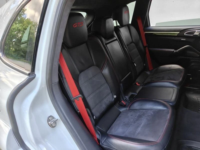 2013 Porsche 958 Cayenne GTS - Image 9 of 18