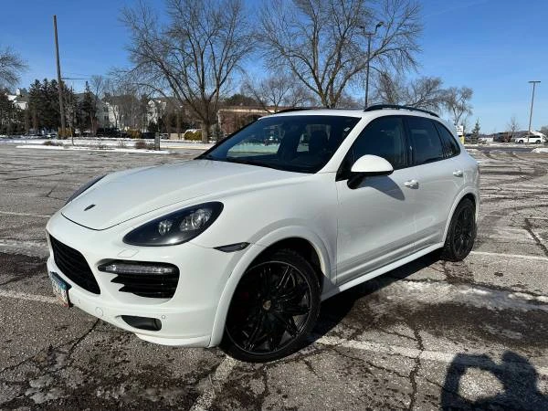 2013 Porsche 958 Cayenne GTS - Image 8 of 17