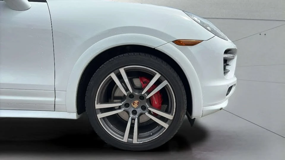 2013 Porsche 958 Cayenne GTS - Image 9 of 20