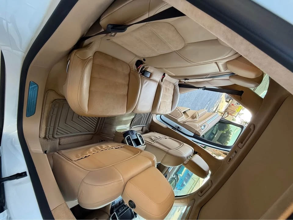 2013 Porsche 958 Cayenne GTS - Image 5 of 10