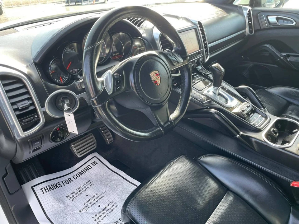 2013 Porsche 958 Cayenne GTS - Image 8 of 17
