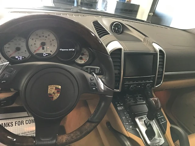 2013 Porsche 958 Cayenne GTS - Image 6 of 9