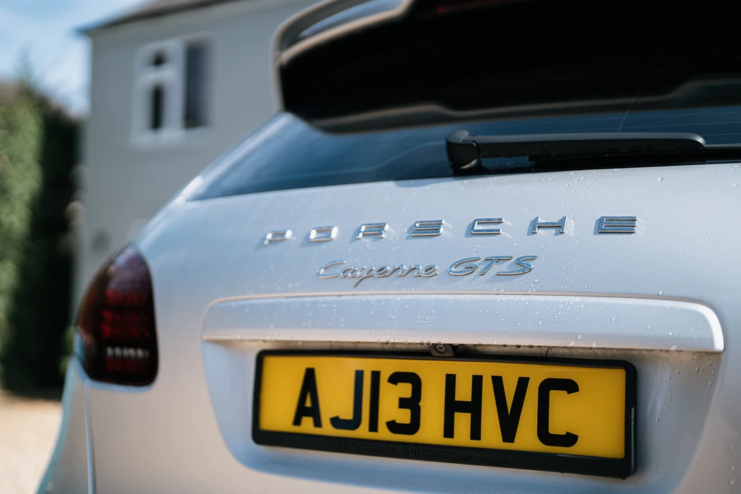2013 Porsche 958 Cayenne GTS - Image 25 of 31