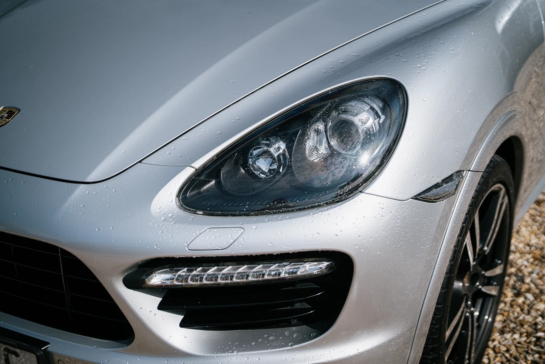 2013 Porsche 958 Cayenne GTS - Image 11 of 31