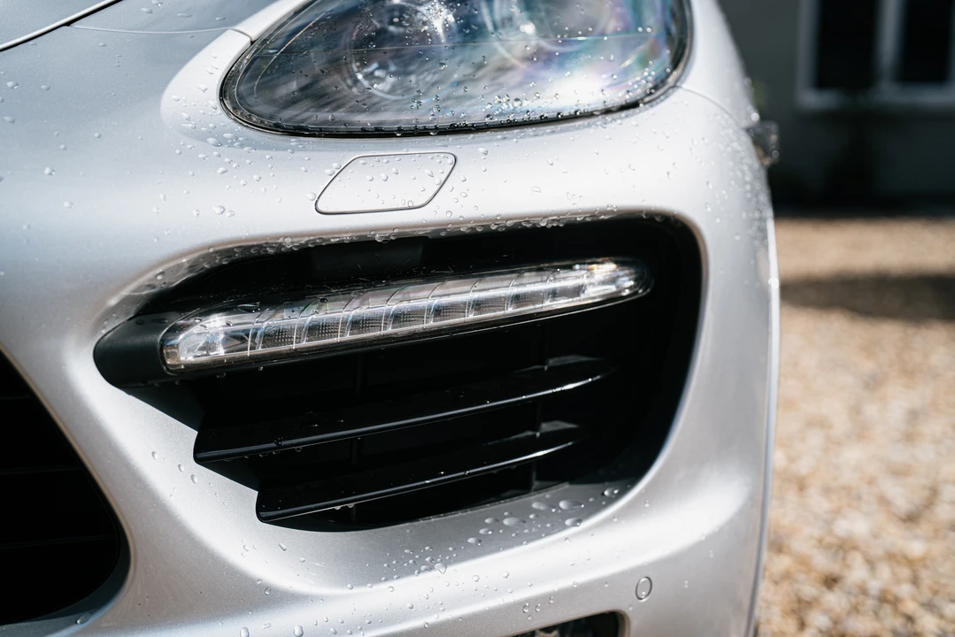 2013 Porsche 958 Cayenne GTS - Image 13 of 31