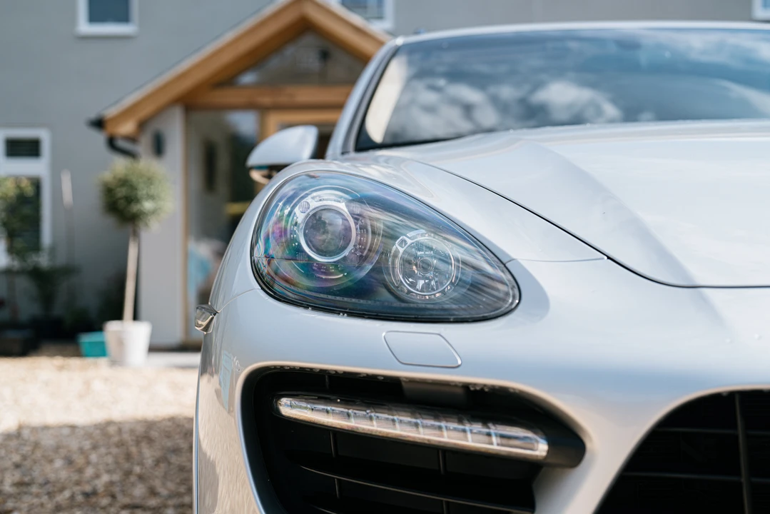 2013 Porsche 958 Cayenne GTS - Image 17 of 31