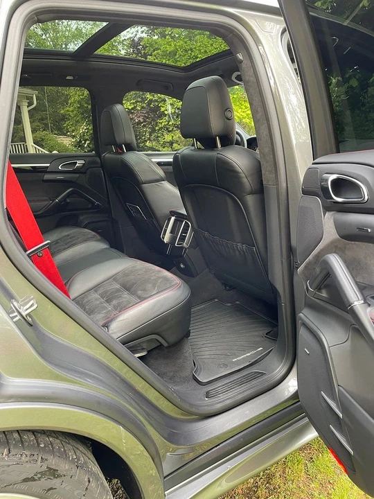 2013 Porsche 958 Cayenne GTS - Image 10 of 13