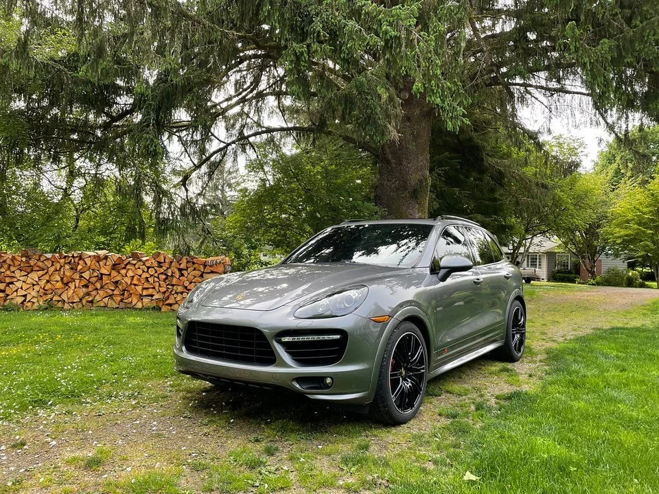 2013 Porsche 958 Cayenne GTS - Image 2 of 13