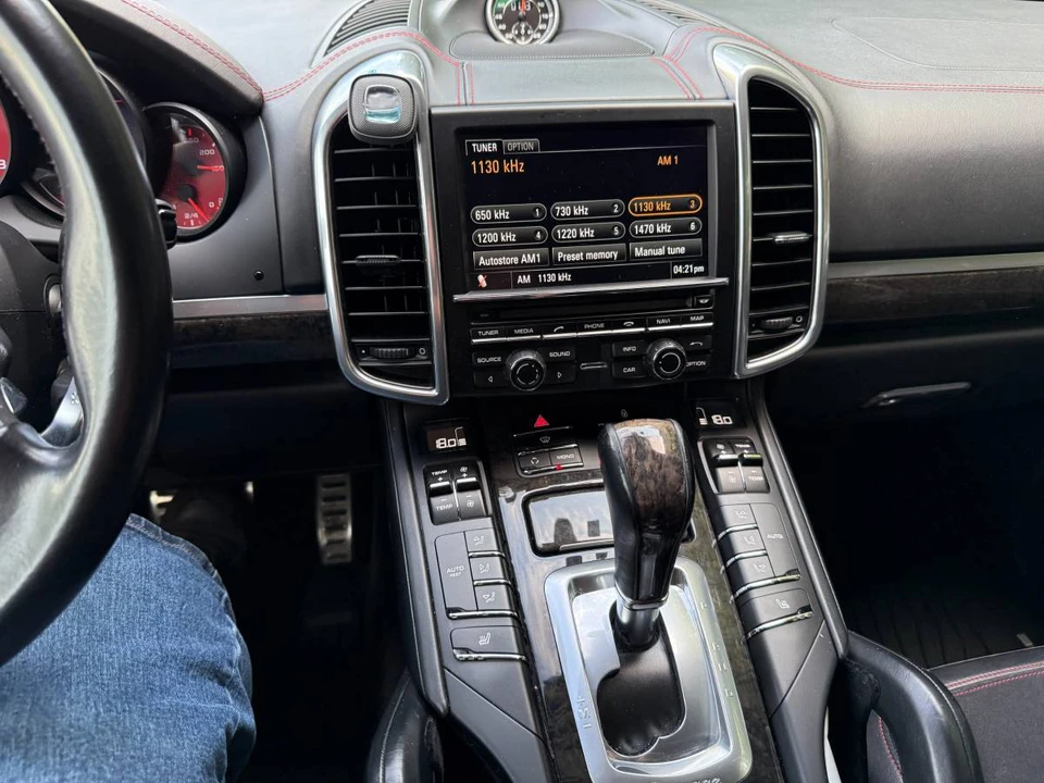 2013 Porsche 958 Cayenne GTS - Image 13 of 17