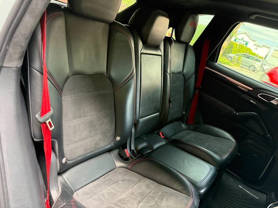 2013 Porsche 958 Cayenne GTS - Image 7 of 17