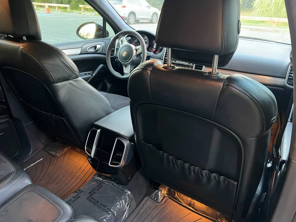 2013 Porsche 958 Cayenne GTS - Image 13 of 16